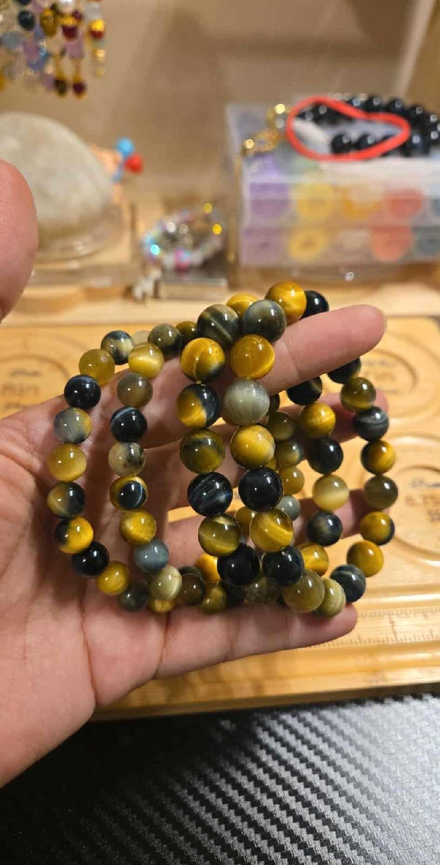 Natural Multicoloured Tiger's Eye Beaded Bracelets - photo 4