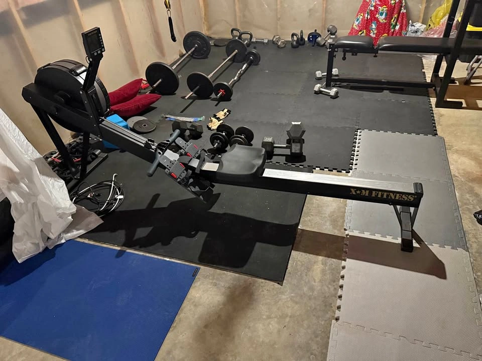 X M fitness rower