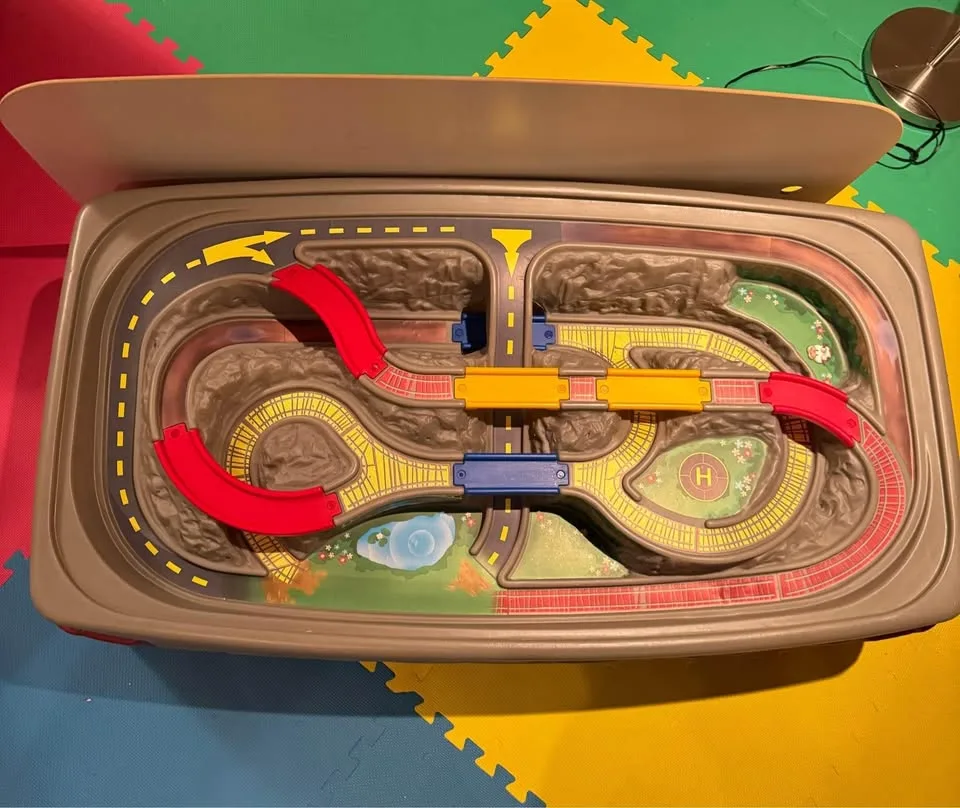 Step2 Deluxe Canyon Road Train & Track Table image indicator(3)