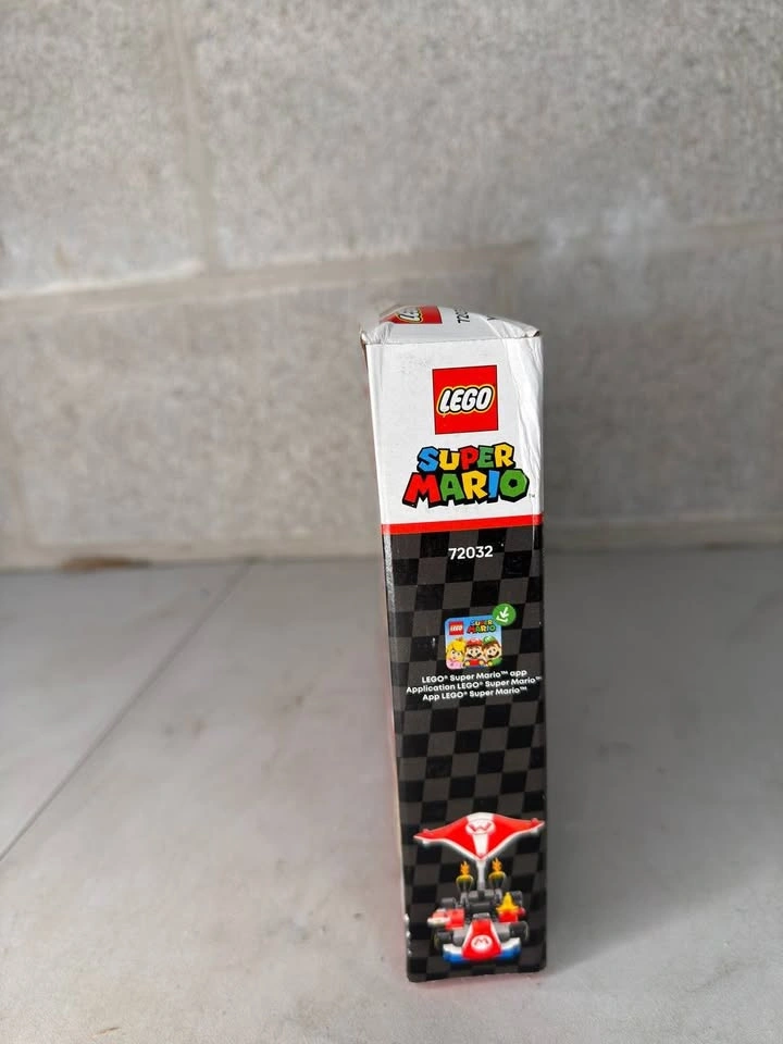 LEGO Super Mario Kart Standard Kit - photo 2