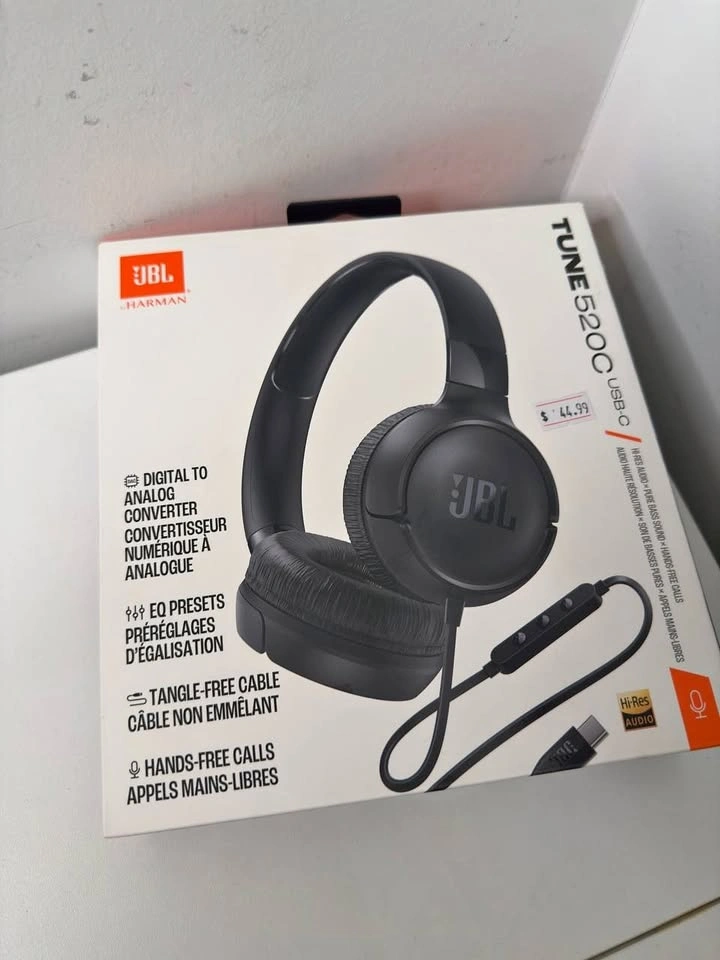 JBL Tune 520C Wired On-Ear Headphones - Black