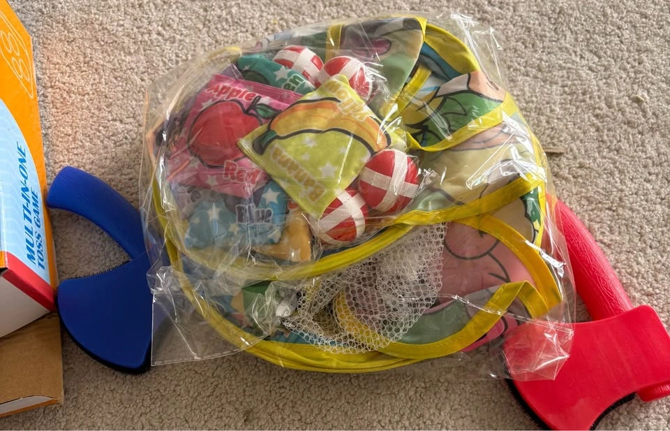 Kids Toss Game - photo 2