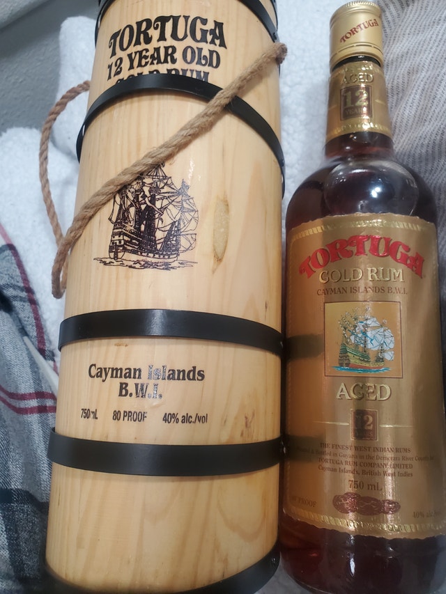 Vintage TORTUGA Barrel and Sealed Bottle - photo 3