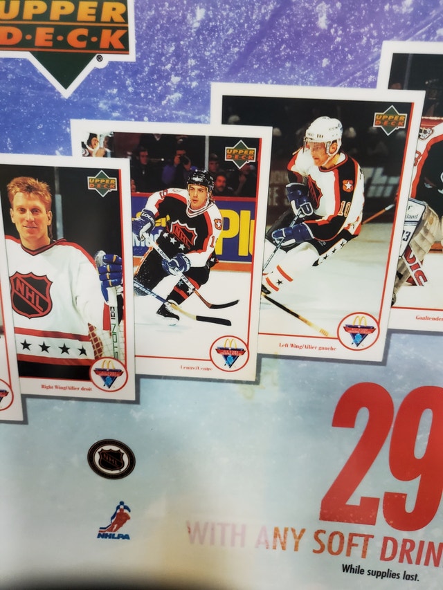 1992 McDonald's Hockey Promotional Poster - photo 3