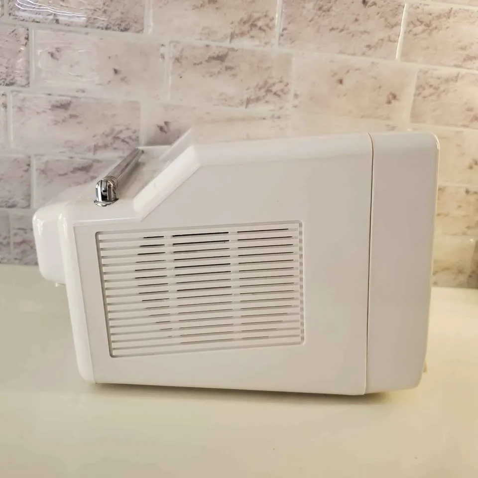 Citizen Mini Retro CRT B&W Television image indicator(6)