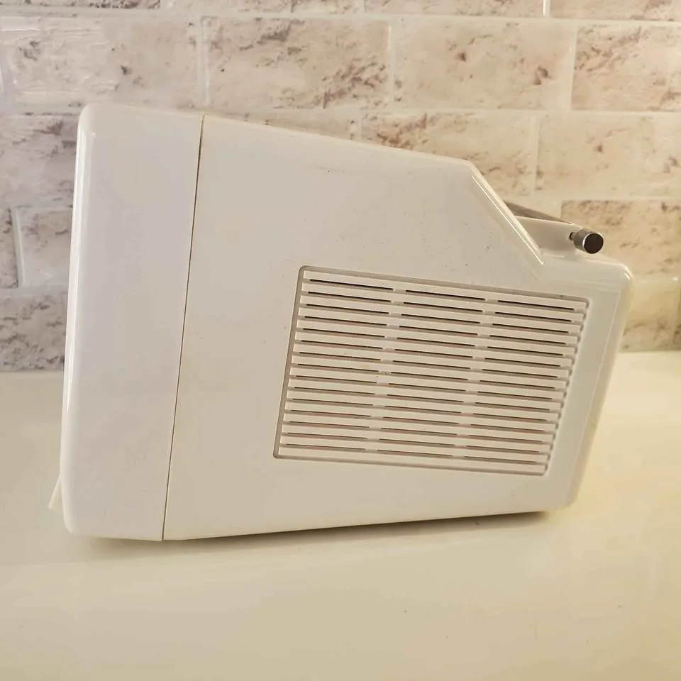 Citizen Mini Retro CRT B&W Television image indicator(7)