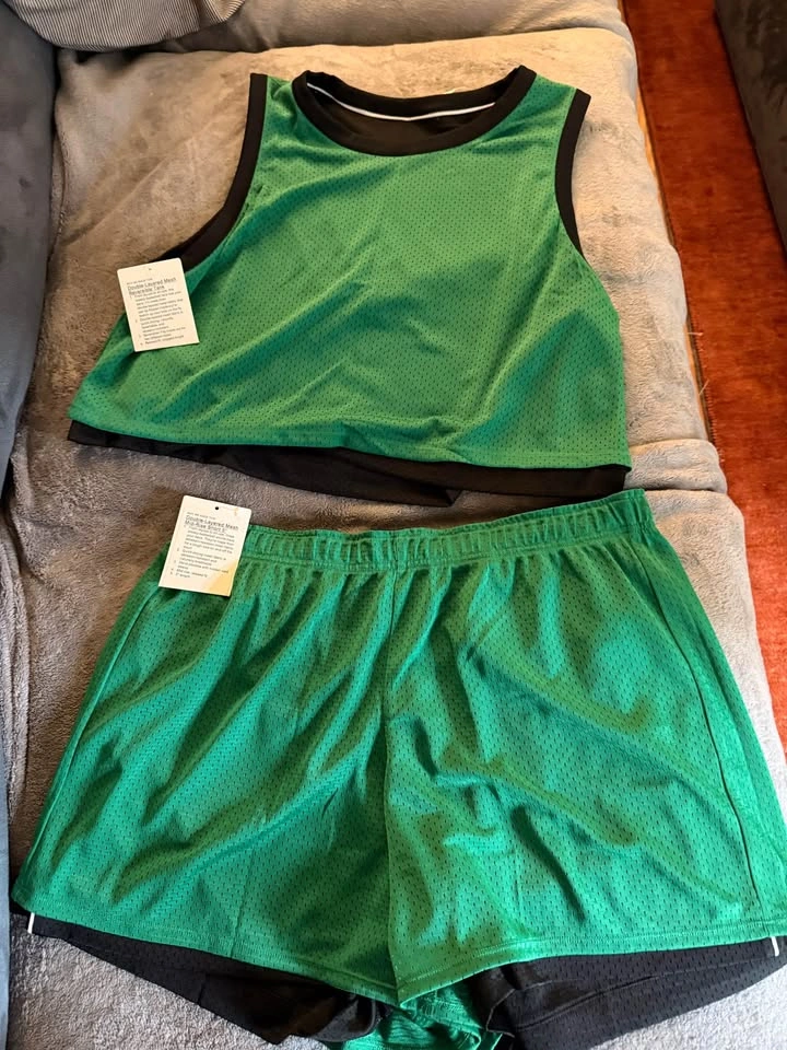 Lululemon Mesh Shorts and Crop Tank - Size XL - photo 4