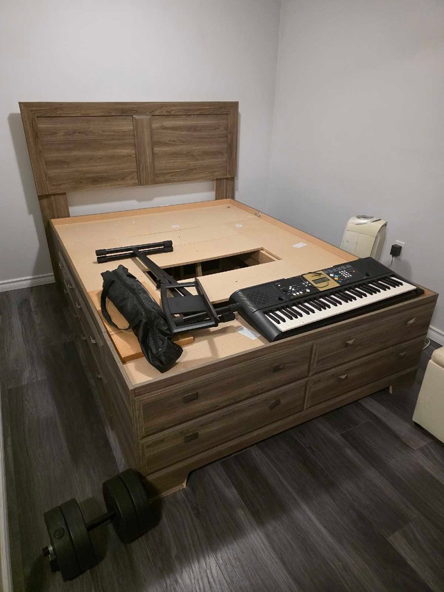 Queen Storage Bed with Headboard