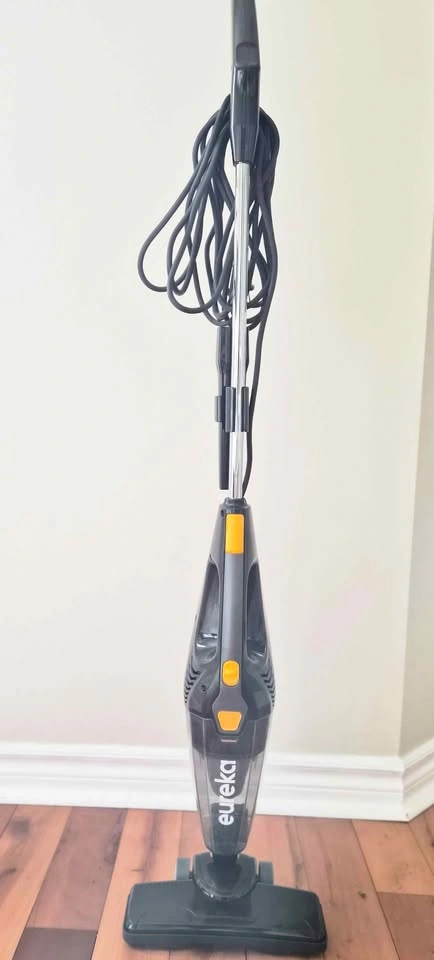 Eureka Blaze 3-in-1 Stick Vacuum Cleaner - photo 2