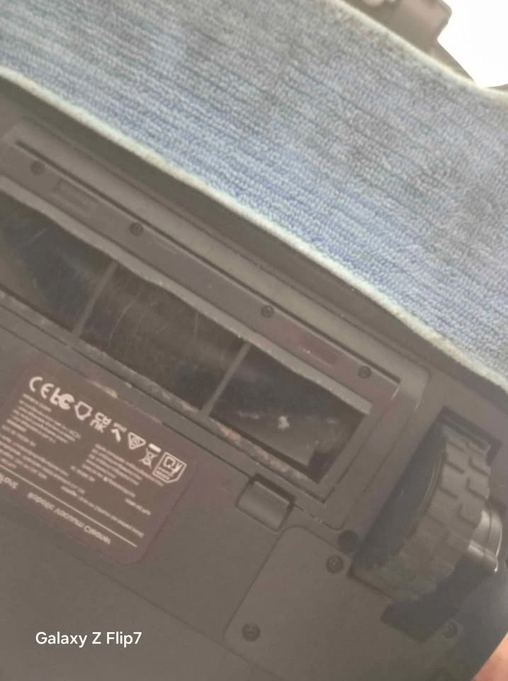 Lefant Robot Vacuum with Auto-Empty Station - photo 4