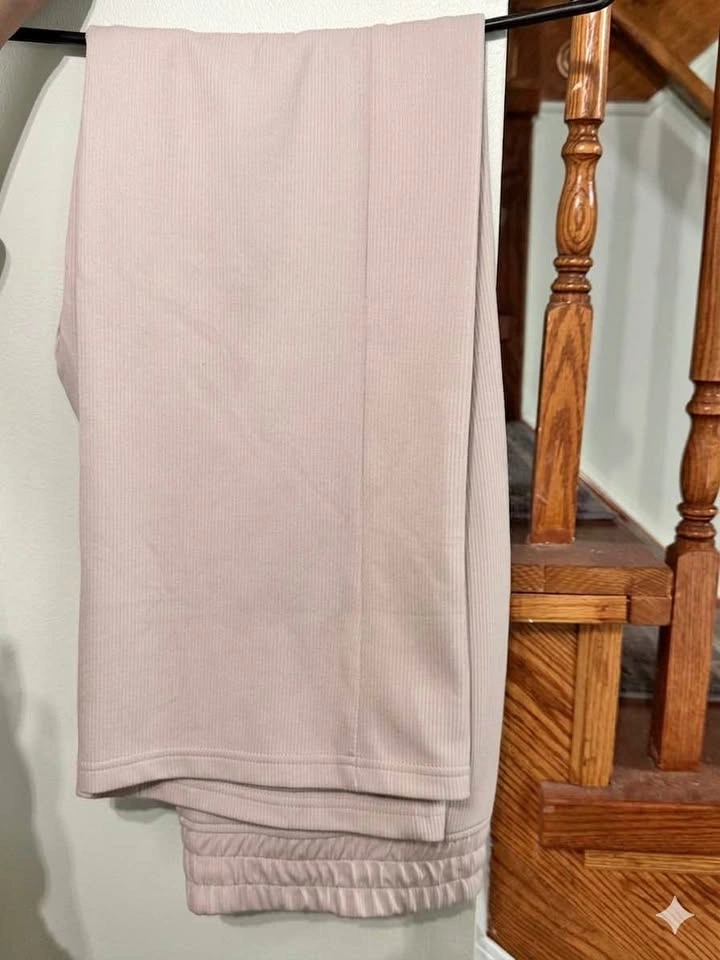 Brand New Spyder Women’s Wide Leg Pants - Cream/Beige - Size Lar
