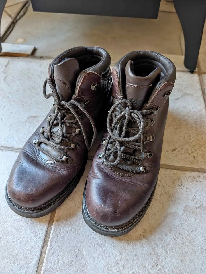 Brown Togo Men's High Top Leather Sneakers Size 11