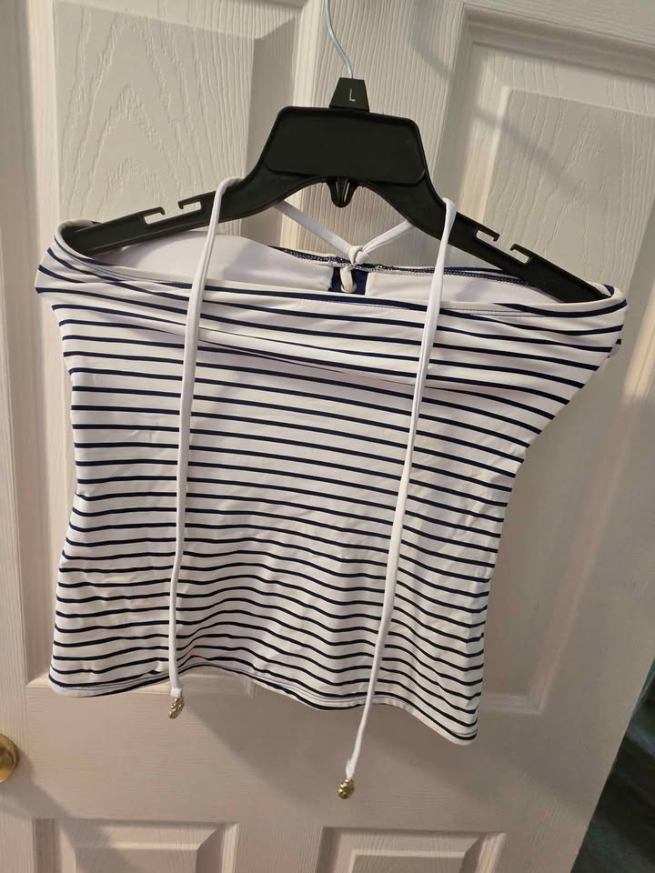 More Bathing suit tops - photo 3