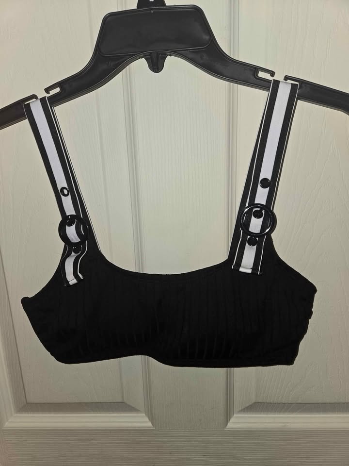 More Bathing suit tops - photo 4