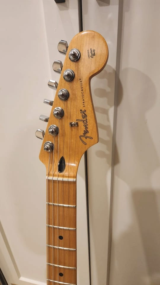 $850 Fender Player Stratocaster HSS Electric Guitar – Buttercrea - photo 4