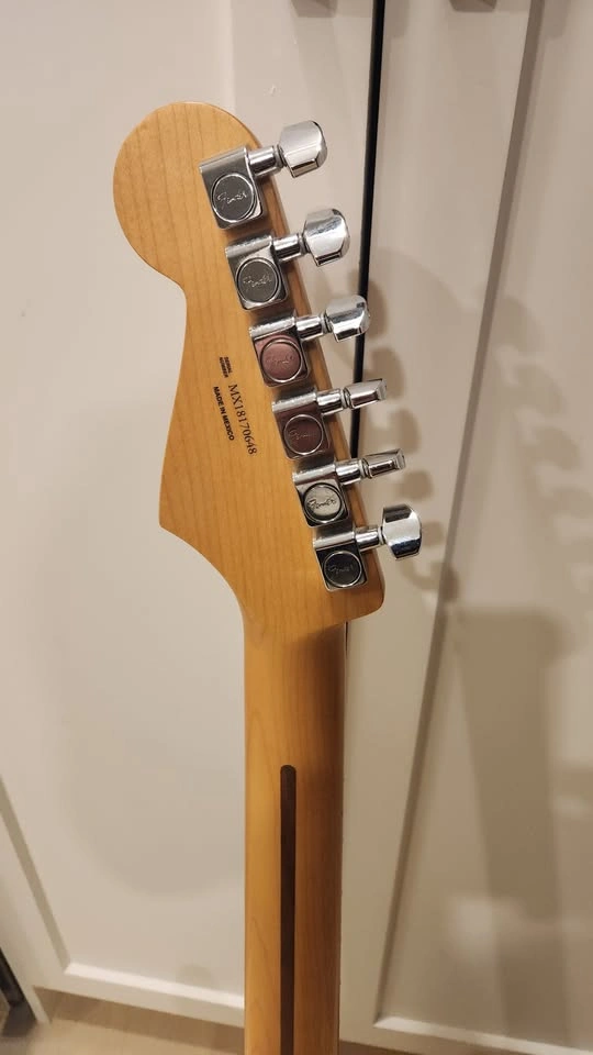 $850 Fender Player Stratocaster HSS Electric Guitar – Buttercrea - photo 5