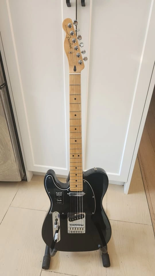 $900 Fender Telecaster Left-Handed Electric Guitar – Player Seri - photo 2