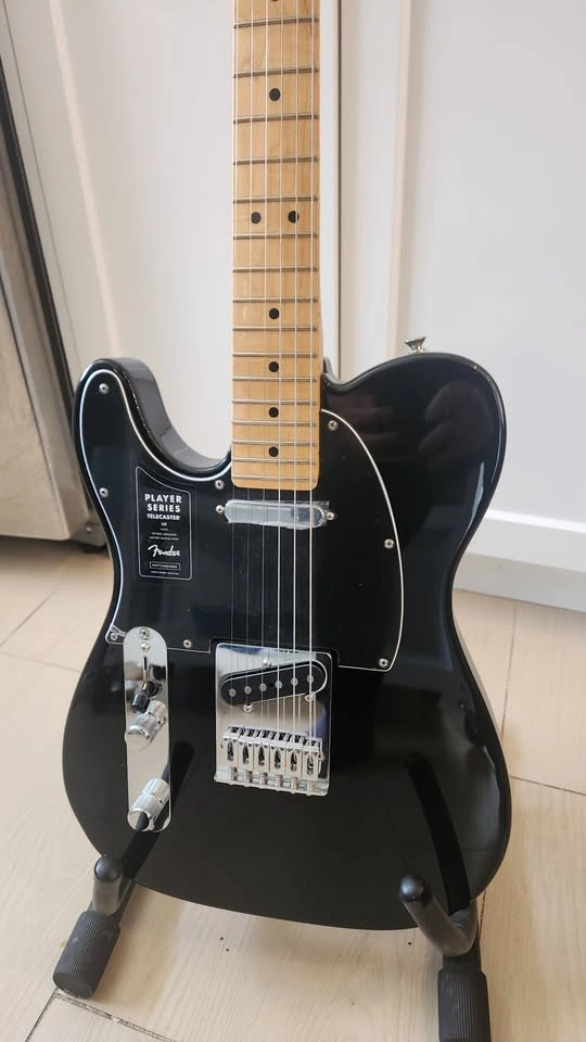 $900 Fender Telecaster Left-Handed Electric Guitar – Player Seri - photo 3