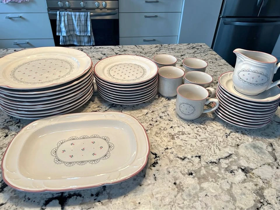 Vintage Rose Dinnerware Set - Plates, Mugs, Platter