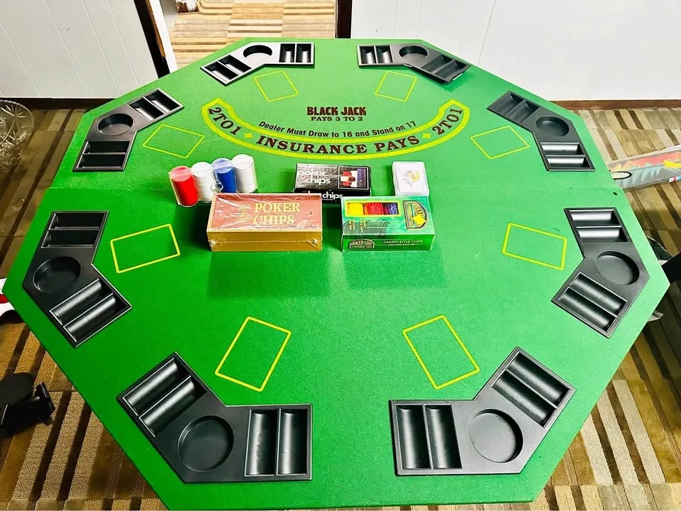 Casino Style Poker / Blackjack Table Top w/ Case + Chips & Cards