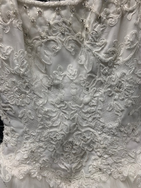 Custom Designer Wedding Dress with Matching Veil - photo 5
