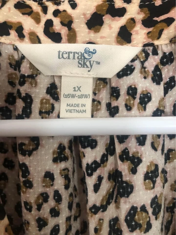 Ladies Plus Size Animal Print Dress NWT 🌱 - photo 2