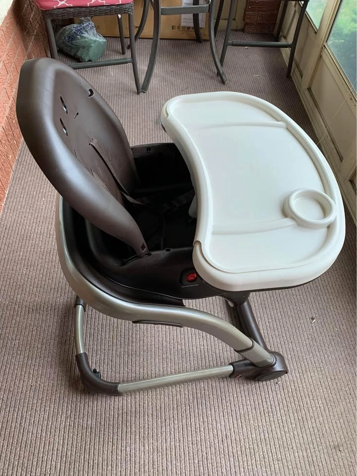 Graco Blossom High Chair - photo 2
