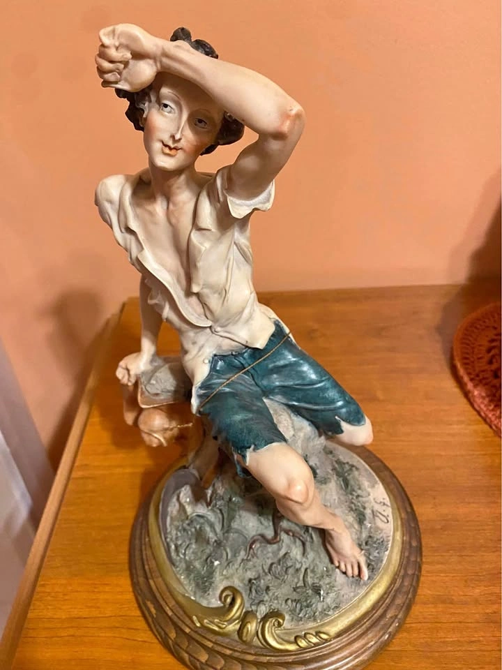 Porcelain Italian Figurine