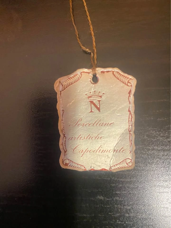 Porcelain Italian Figurine - photo 2