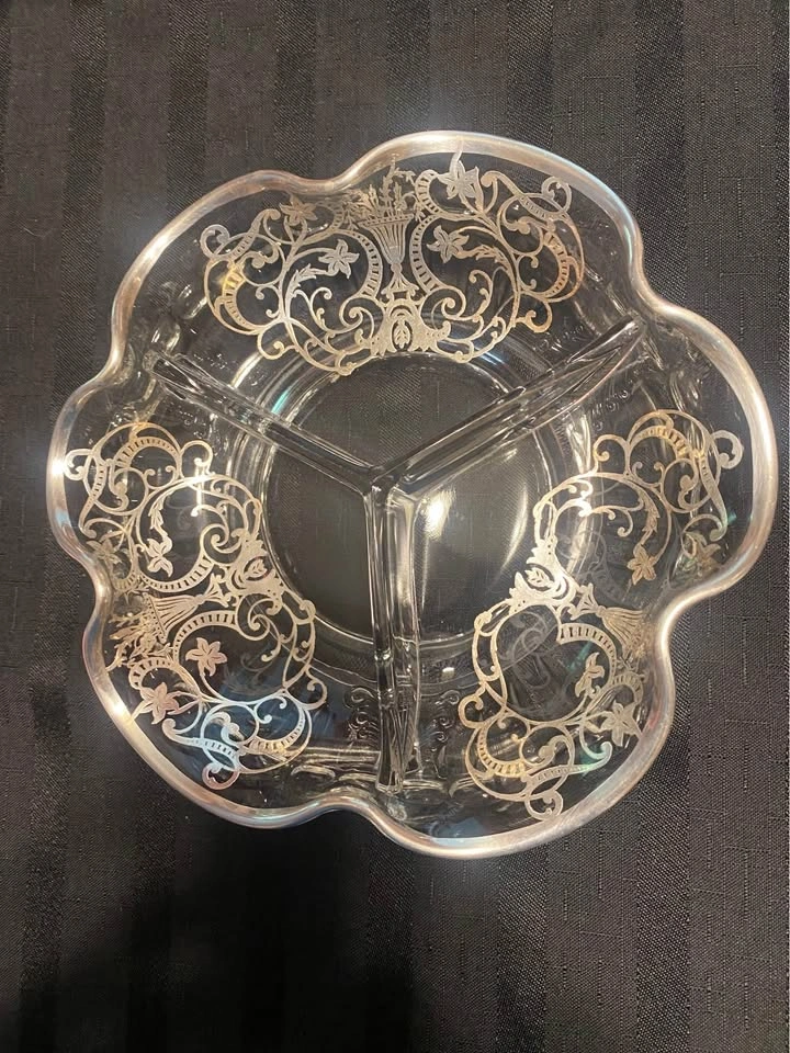 Glass sectional condiment serving dish with silver trim - photo 2