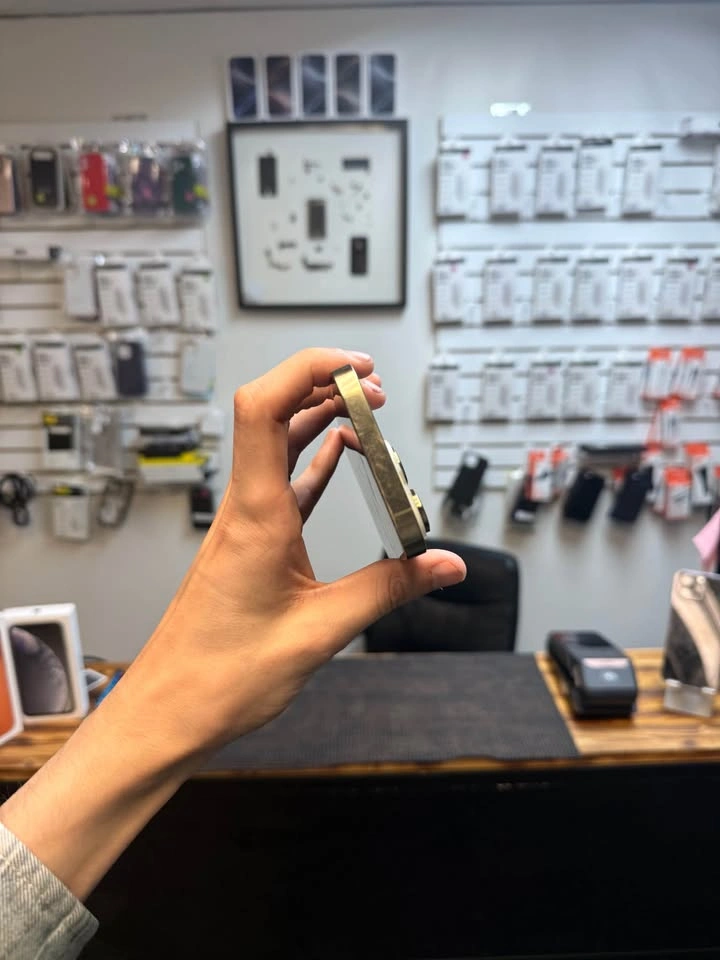 iPhone 14 Pro 128 gb Unlocked - photo 5