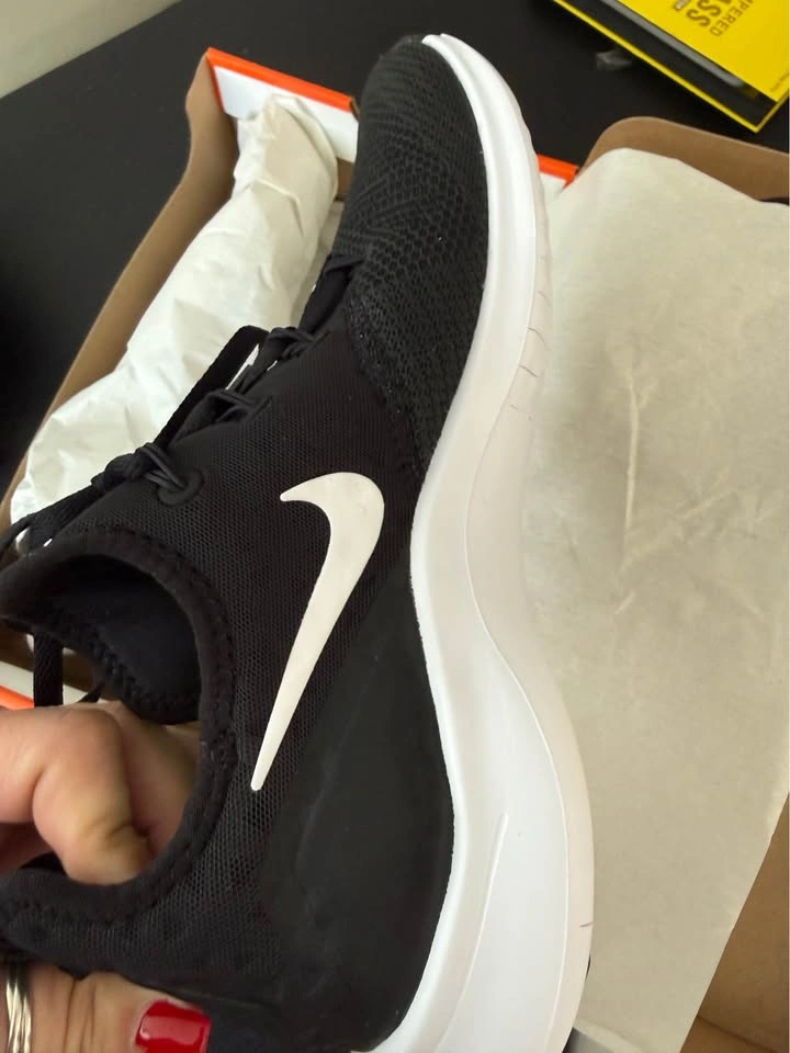 Brand New Nike Trainers - photo 5