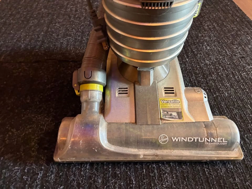 Vacuum cleaner - photo 4