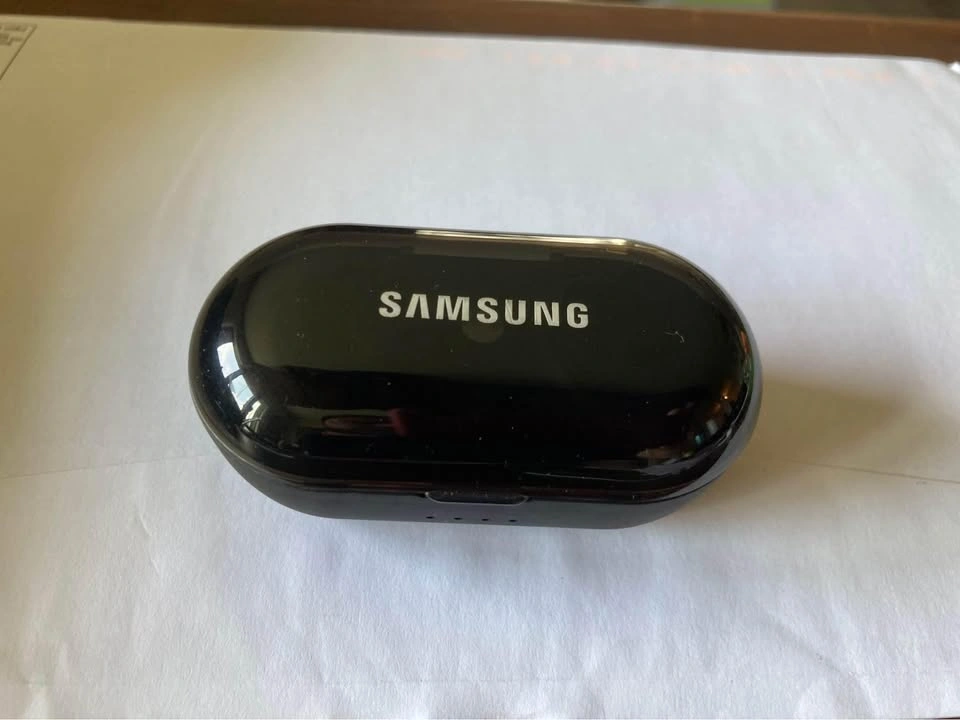 Samsung Buds