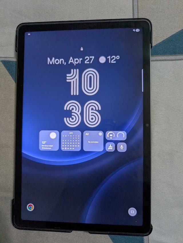 Samsung Galaxy Tab S9 FE + S Pen + Case (Like New)