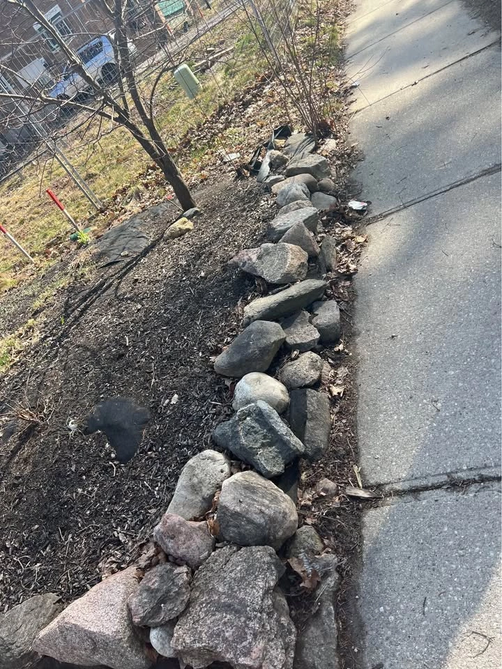 Landscaping stones - photo 2