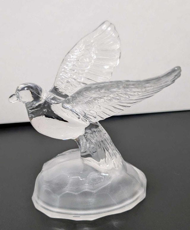 Vintage Cristal d'Arques Lead Crystal Dove Figurine