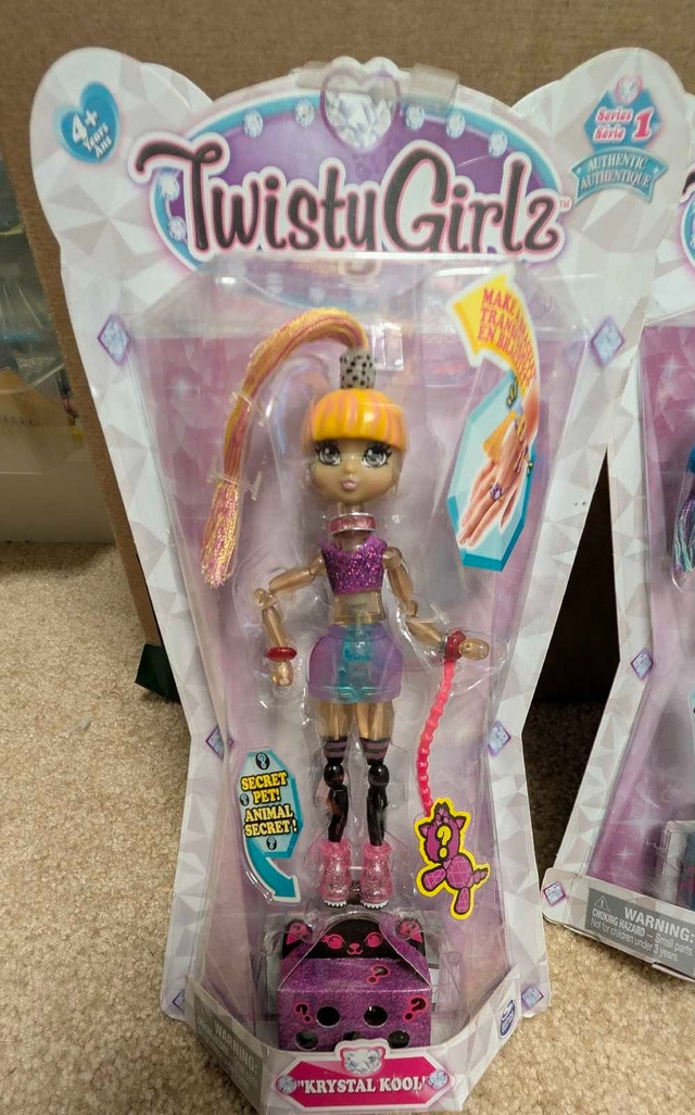 Twisty Girlz