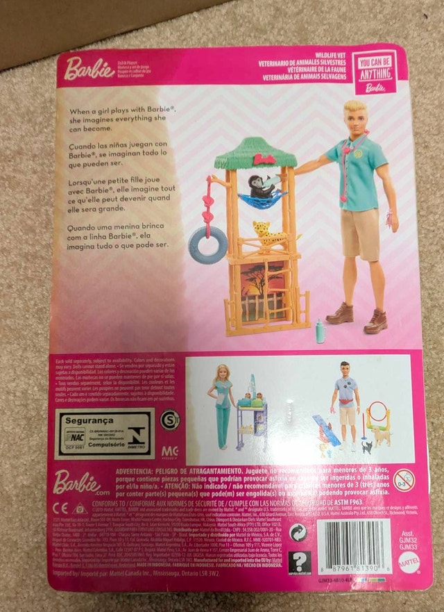Barbie, Wildlife Vet - photo 3