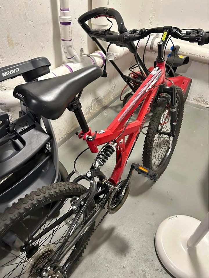 Dynacraft NEXT Gauntlet 18 Speed Boys Mountain Bike