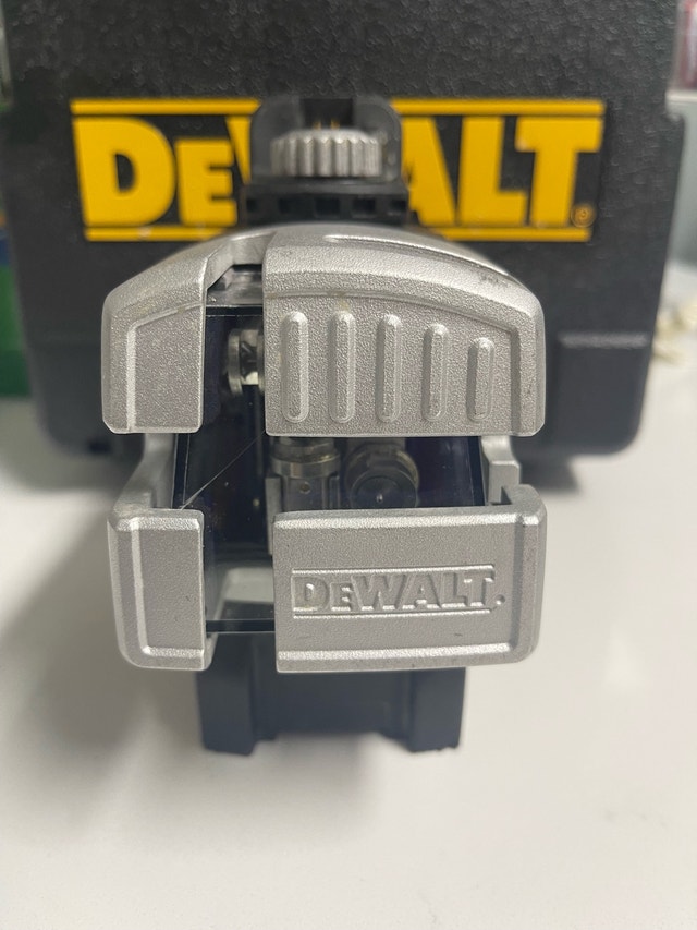 DEWALT Line Laser, Self-Leveling, Red, 3-Beam DW089 with Case - photo 5