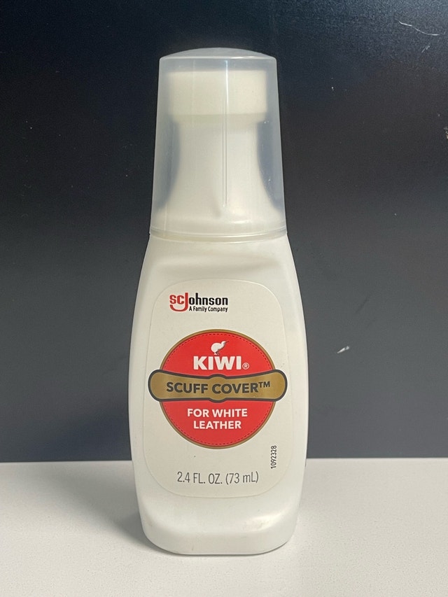 KIWI Scuff Cover, White, 2.4 oz (1 Bottle with Sponge Applica)