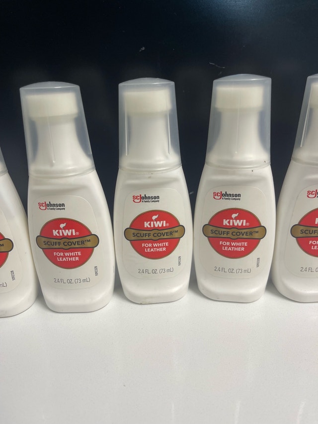 KIWI Scuff Cover, White, 2.4 oz (1 Bottle with Sponge Applica) - photo 4