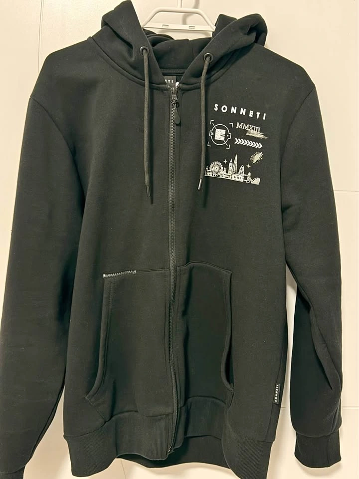 Sonneti zip up hoddie