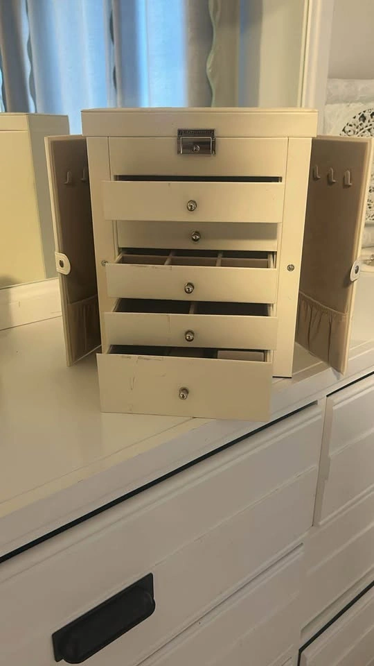 New jewellery box - photo 2