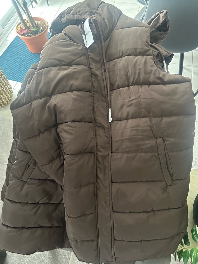Suzy Shier Long Hooded Puffer Jacket/Vest