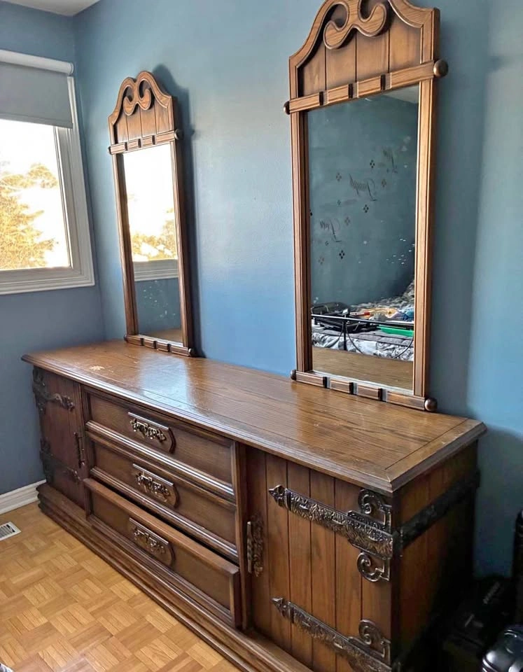 Vallières Solid Wood Dresser - 1960s
