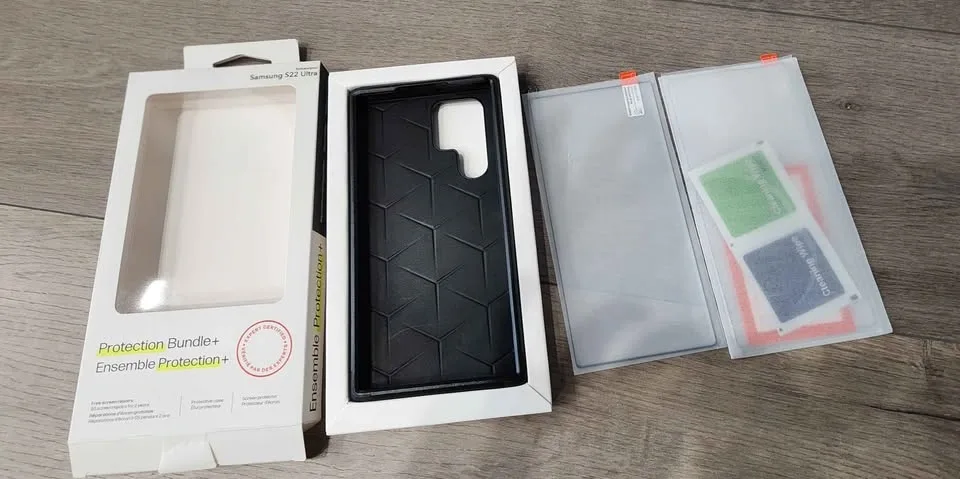 Phone Case + 2 Screen Protectors for S22 Ultra - photo 2