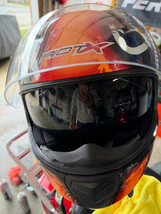 Motorcycle Helmets - Adult Large