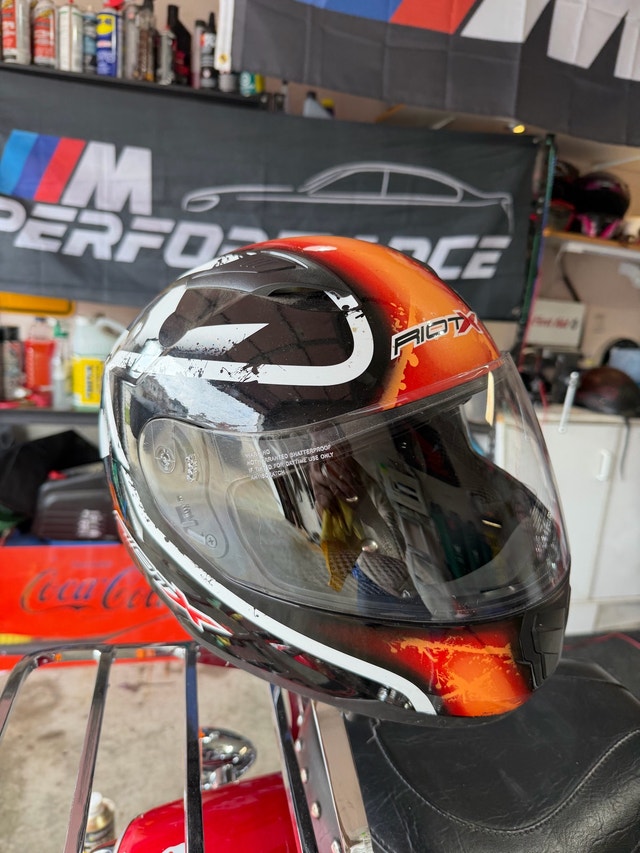Motorcycle Helmets - Adult Large - photo 2